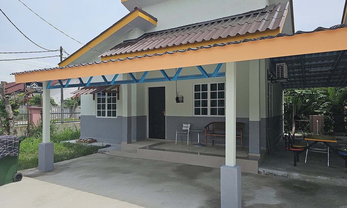 Merbau Sempak House | MRI Residence Sg Buloh - 2Bedrooms/1Bathroom