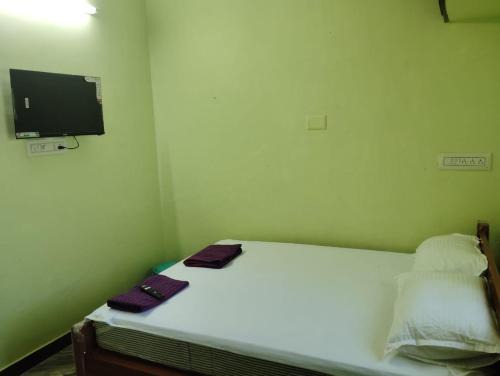 Tiruchendur House | Murugan Homestay