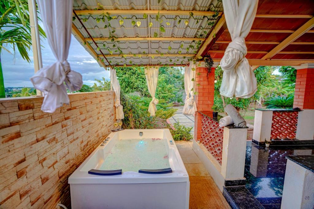 Denkanikota Villa | Nature HideawayPool JacuzziBonfire 1hr E-city