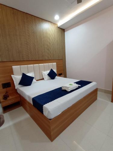 Govardhan Hotel | NBR SADAN Hotel