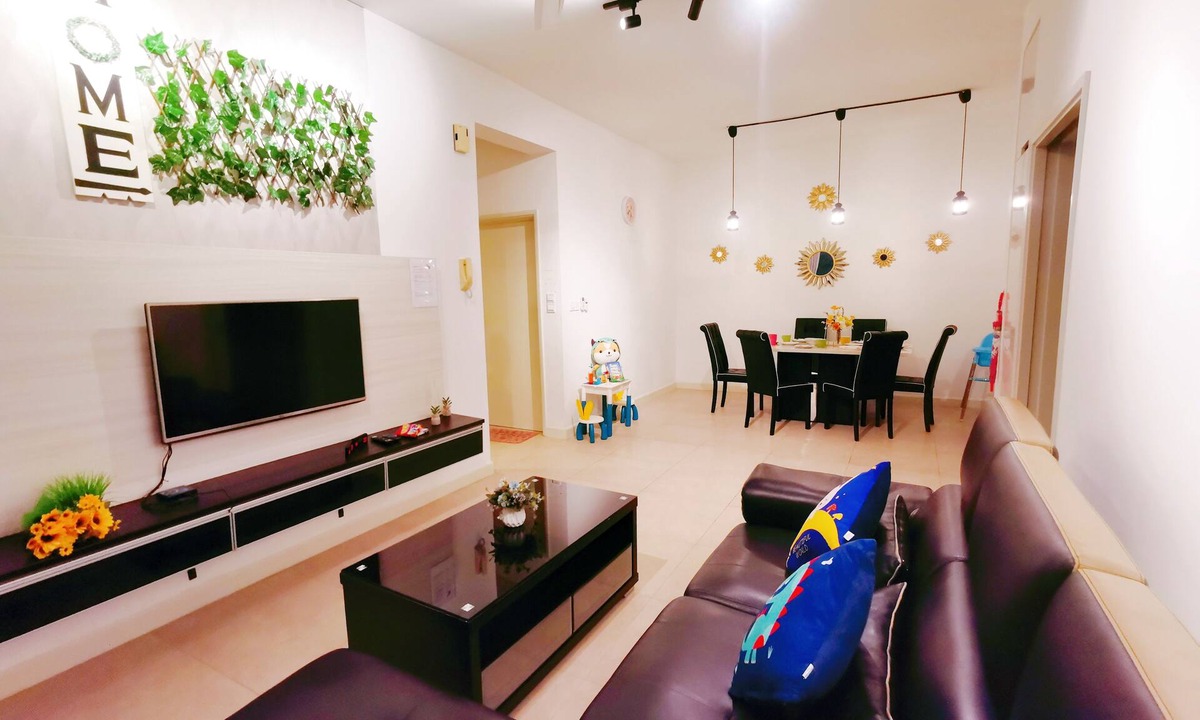 Medini Apartment | Nearest APT to Legoland-5min walk @ Glory Comfort Suite with Bathtub 1-8pax