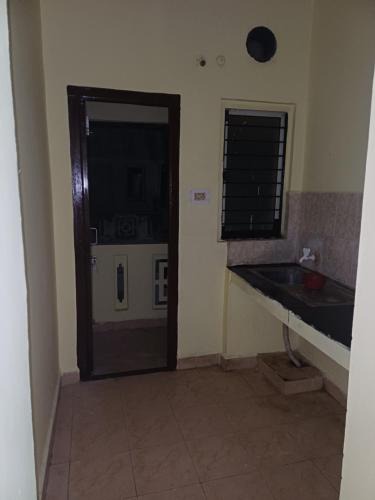 Ambattur Hostel | New Sri Balaji Gents Hostel Men's PG