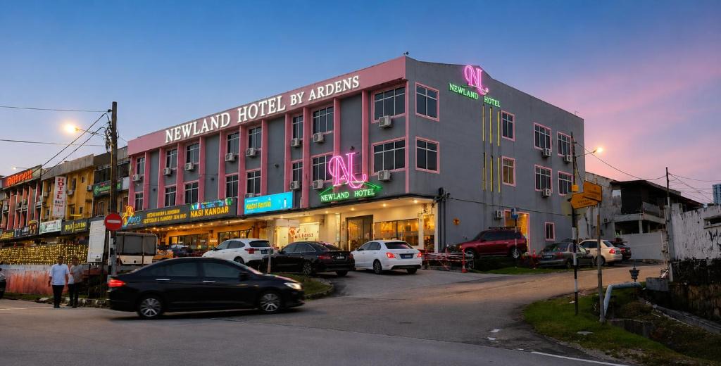 Central District Hotel | Newland Hotel by Ardens - Taman Pelangi, Johor Bahru