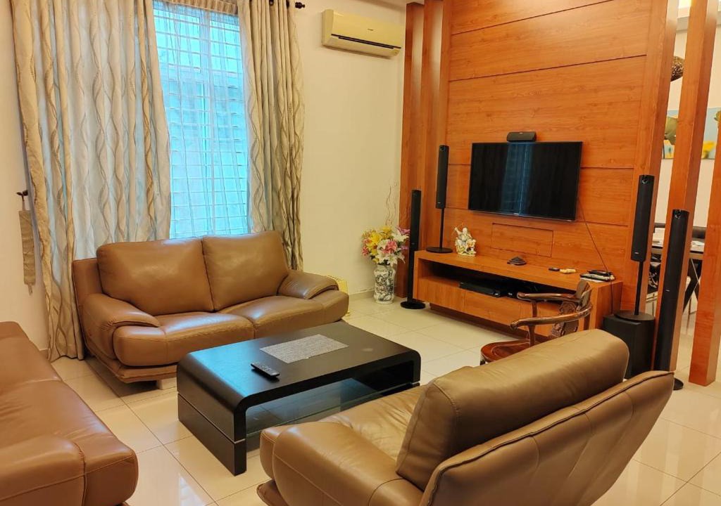 Tangkak Apartment | Nice semi D house at Tangkak