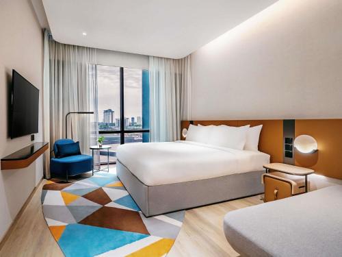 Taman Century Hotel | Novotel Johor Bahru City Centre