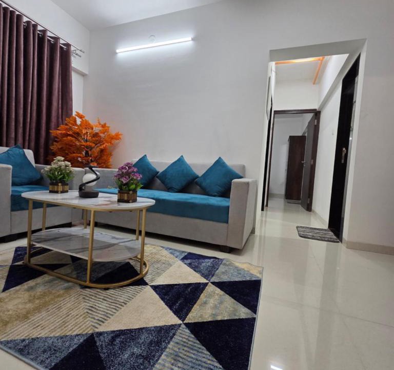 Kandivali East Apartment | NTR royale stays