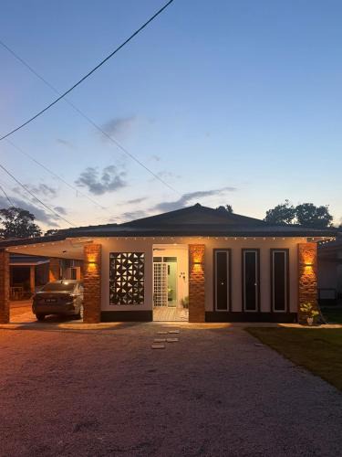 Parit Jawa House | Nurs Muo Homestay