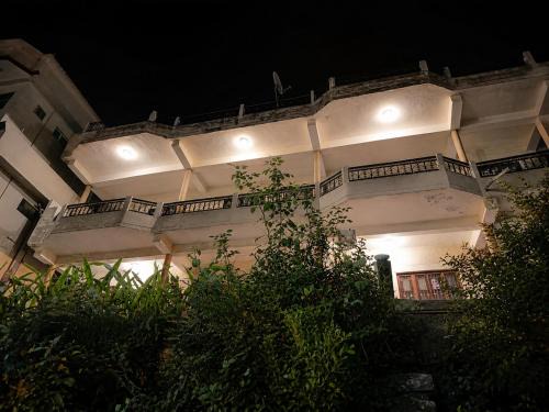 Pithoragarh Apartment | Old Mountain Home
