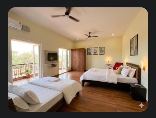 Avinashi House | Omi nivas