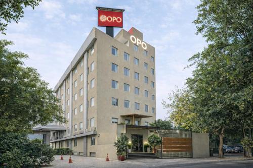 DLF City Hotel | OPO Horizon LYRO Hotel , Formerly known as Inde Hotel
