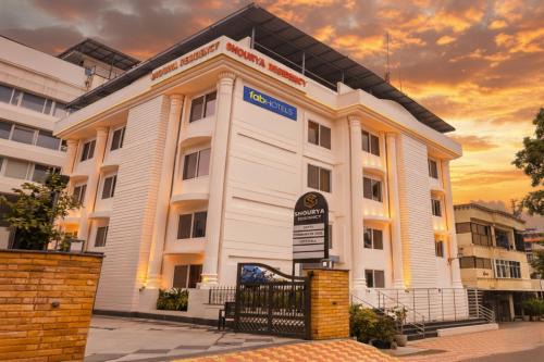 Kothrud Hotel | Oriva Shourya Residency
