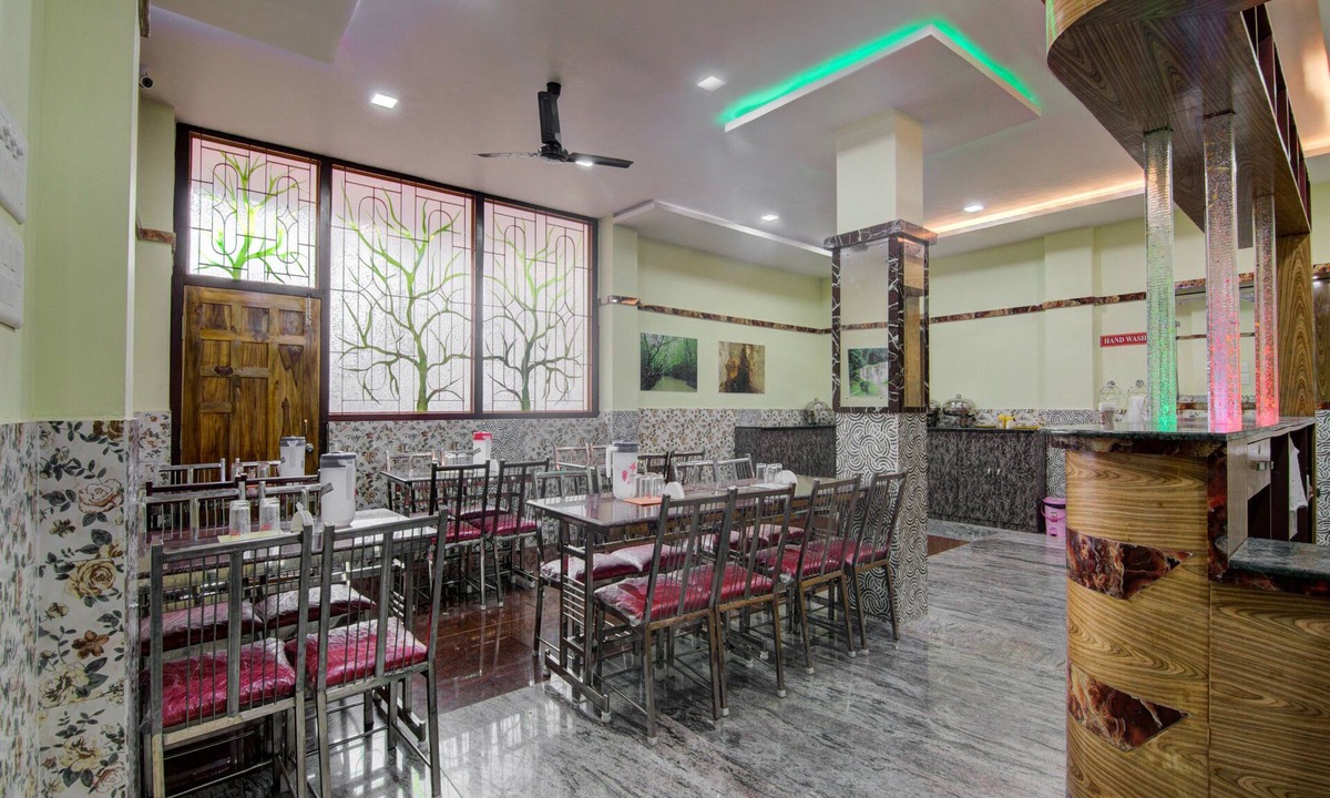 Port Blair Hotel | OYO 14426 V Knot Residency