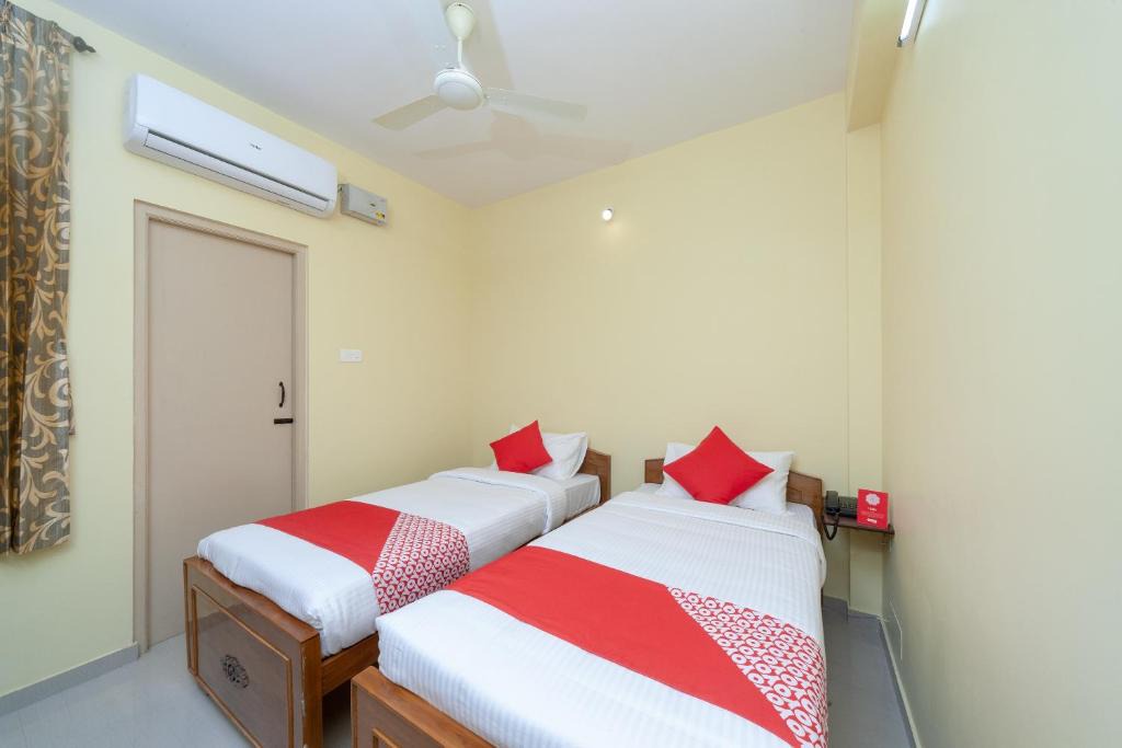 Ram Nagar Hotel | OYO 16346 SS Residency