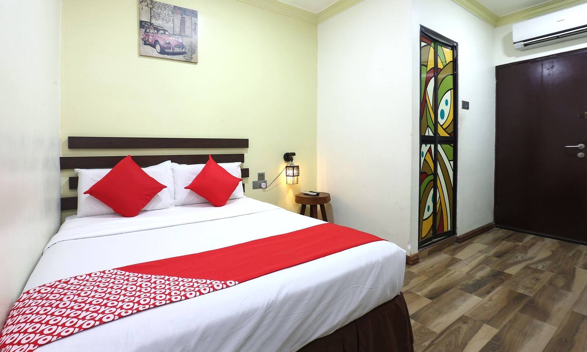 Paka Hotel | OYO 90045 Dalyla Inn Hotel