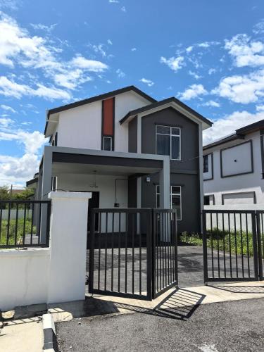 Padang Serai House | Padang Serai Wangi Homestay 95 Malay Only