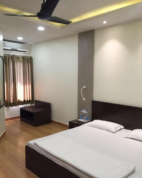 New Delhi House | Pamposh Guest House GK II Market