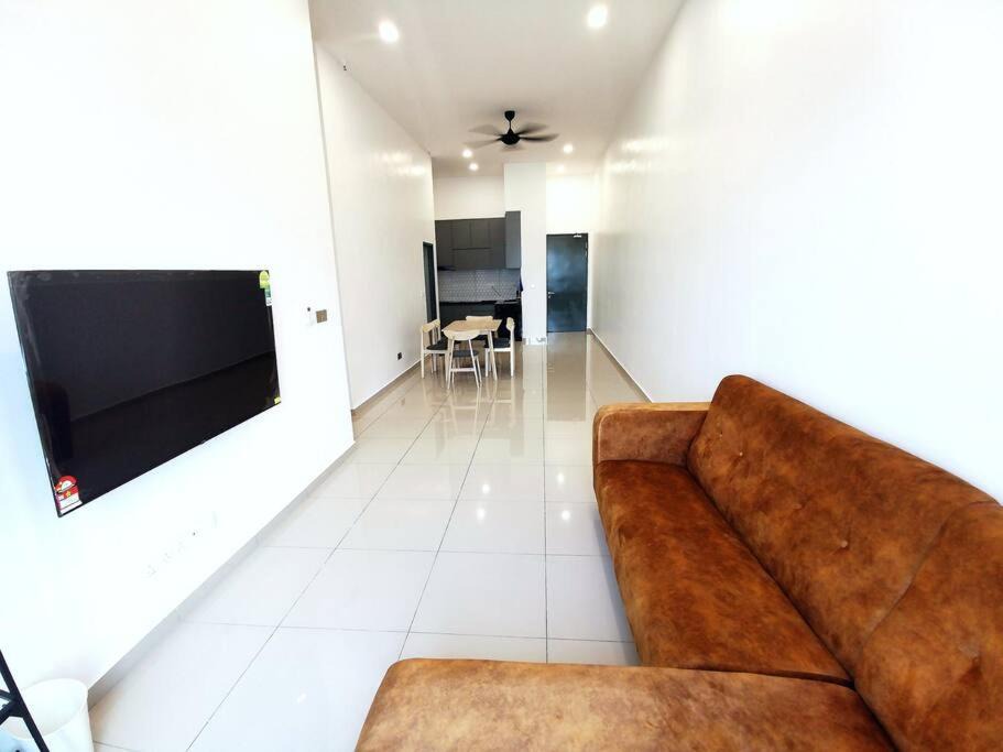 Bandar Perda Apartment | Paradise Home- 10Pax/4CarPark- Pg Bridge/KPJ Hosp