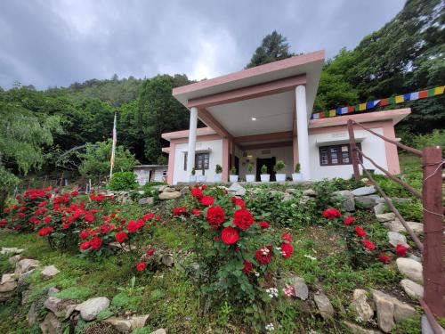 Bomdila House | Pema Chojum Homestay Shergaon