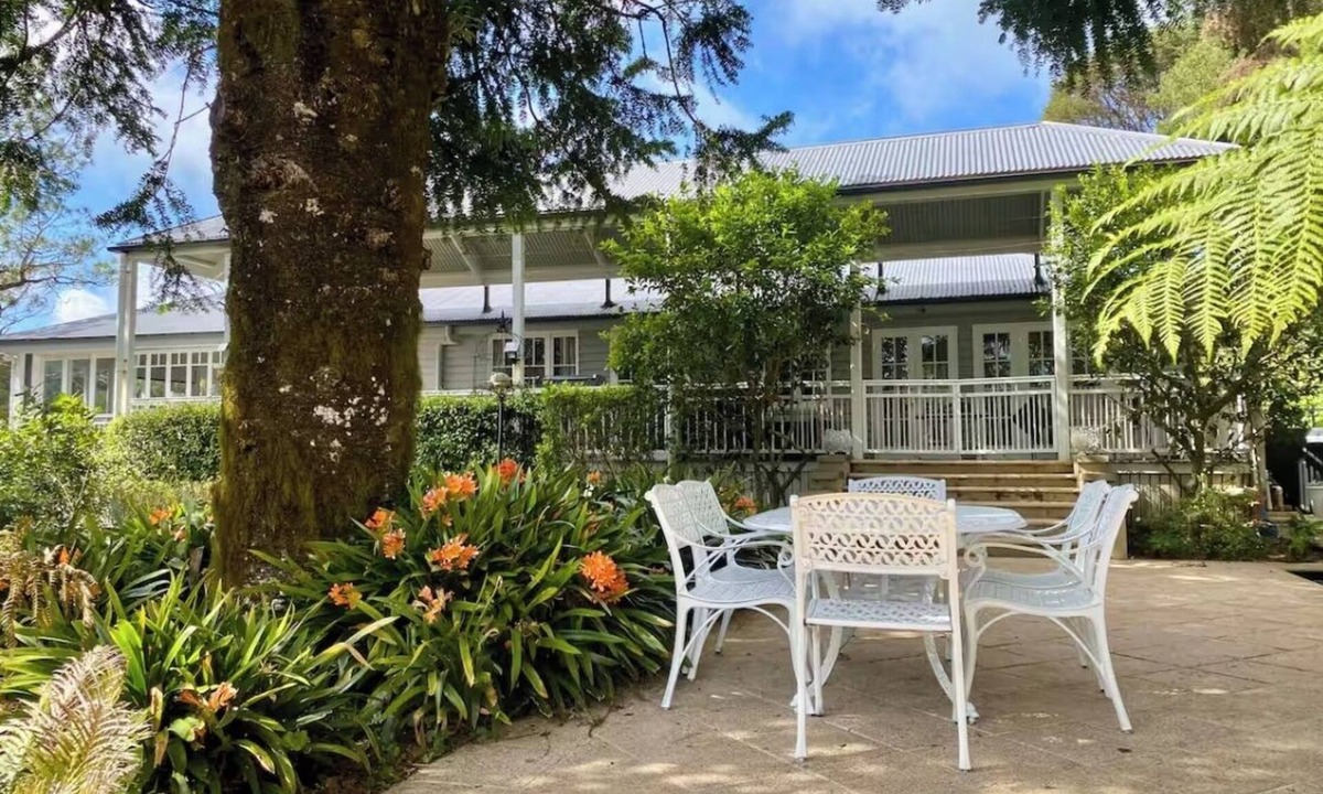 Springbrook House | Pet-friendly home surrounded by National Park with Spa & Sauna.