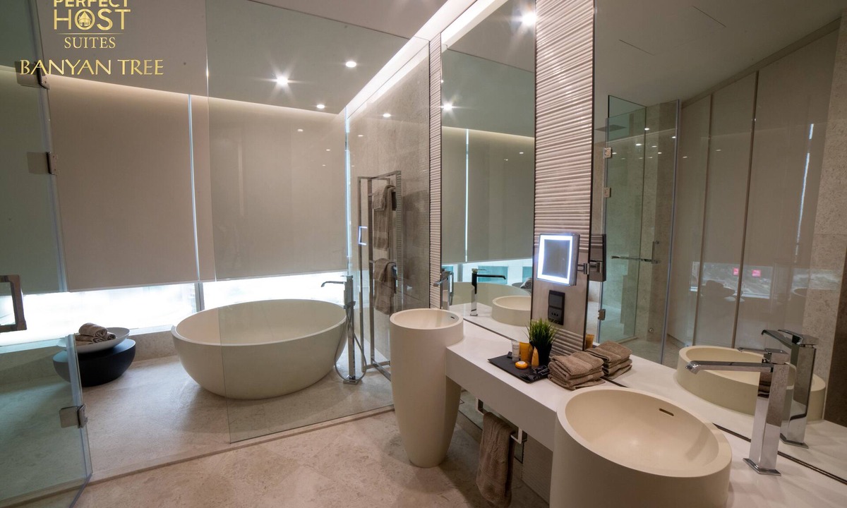 Golden Triangle Apartment | PH Suites at Banyan Tree Studio King Suites - 8
