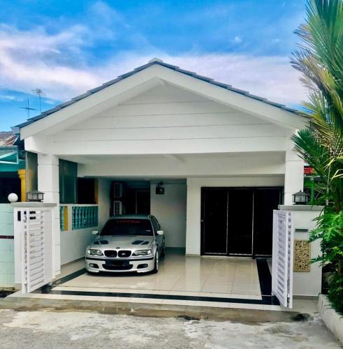 Batu Caves House | Pinggiran Homestay