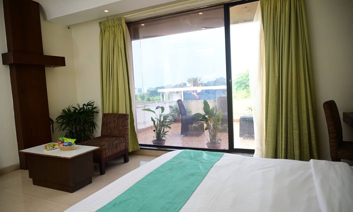Jharsuguda Hotel | Pipul Utkal Continental