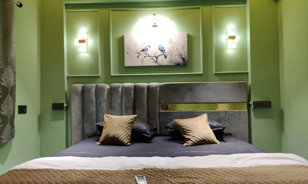 Daman Hotel | Prion Pods