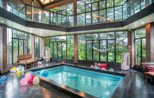 Ampang Jaya House | Private Indoor Pool Zoo Villa near Zoo Negara, Ampang KL