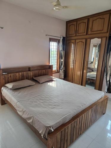 Srirangam House | Private Rooftop Stay in Tiruchirapalli Srirangam