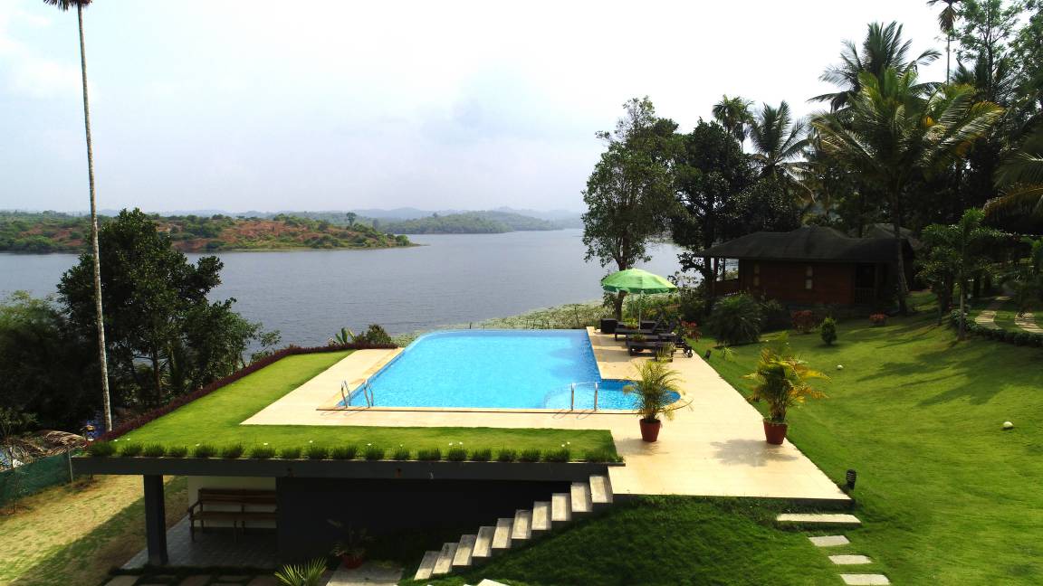 Vazhavatta Cabin | Private room