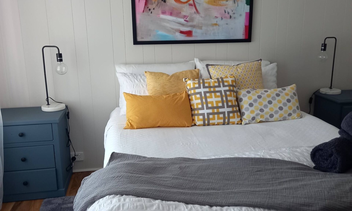 Undera Cottage | Private self-contained Cottage on working farm in Undera, Northern Victoria.