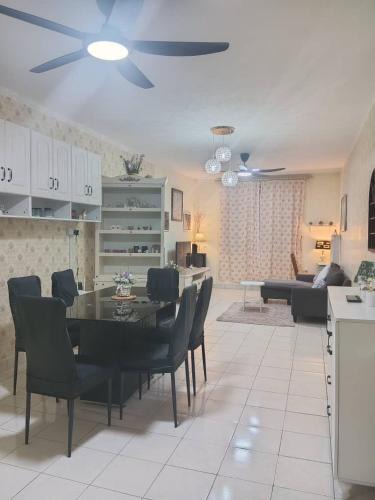 Kepayan Apartment | Putatan Platinium 2 Bedroom - Farah Biz Homestay