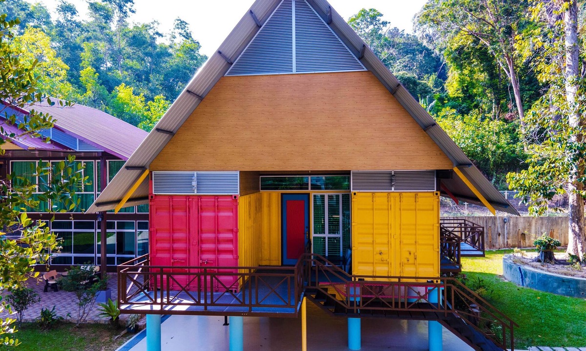 Port Dickson Villa | Rachado Villa: Private Cabin Villa in Forest