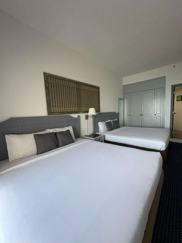 Tanjung Bungah Apartment | Rainbow Paradise Beach by Achlys Collection