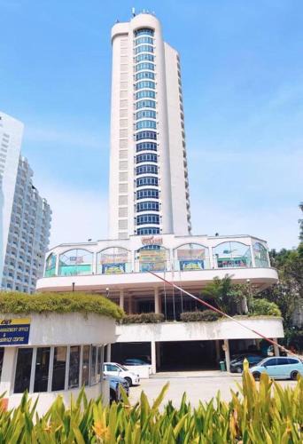 Tanjung Bungah Hotel | Rainbow Paradise Premium Resorts at Tanjung bungah