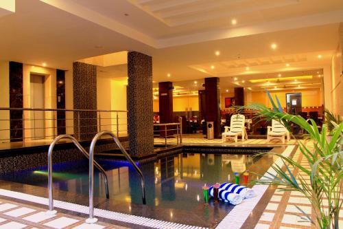Taj Ganj Hotel | Raj Vilas Agra - Near Taj Mahal