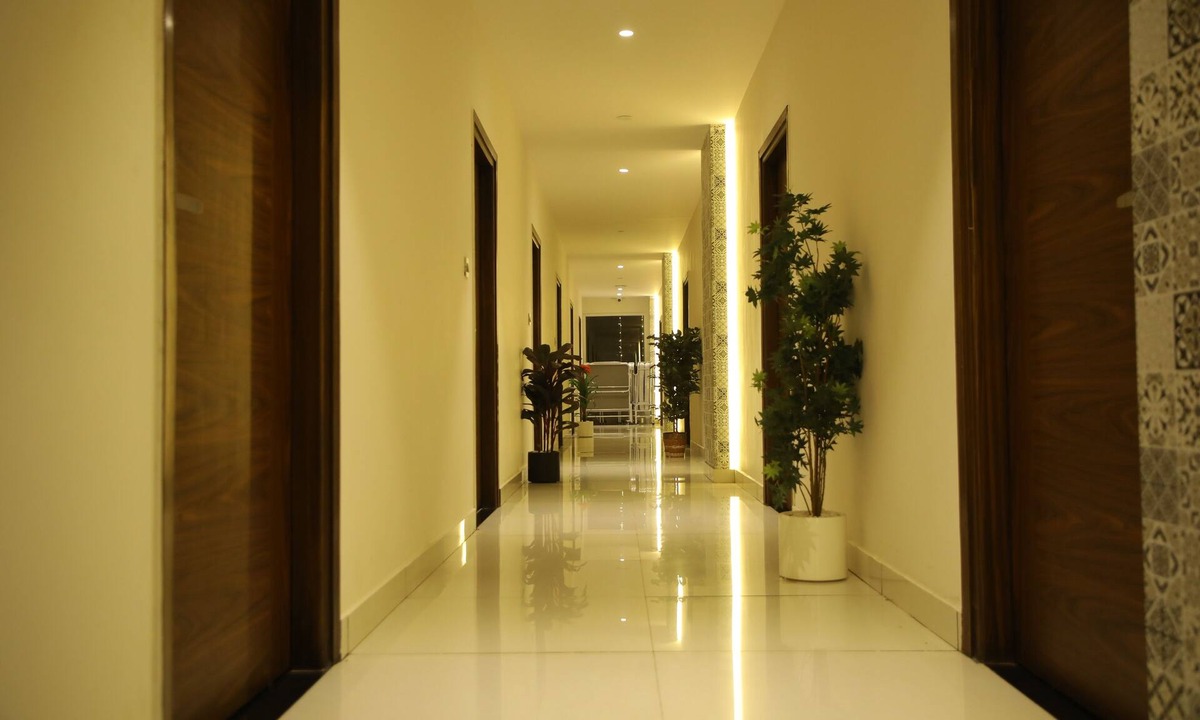 Agara Hotel | Rajathadri Royal Inn