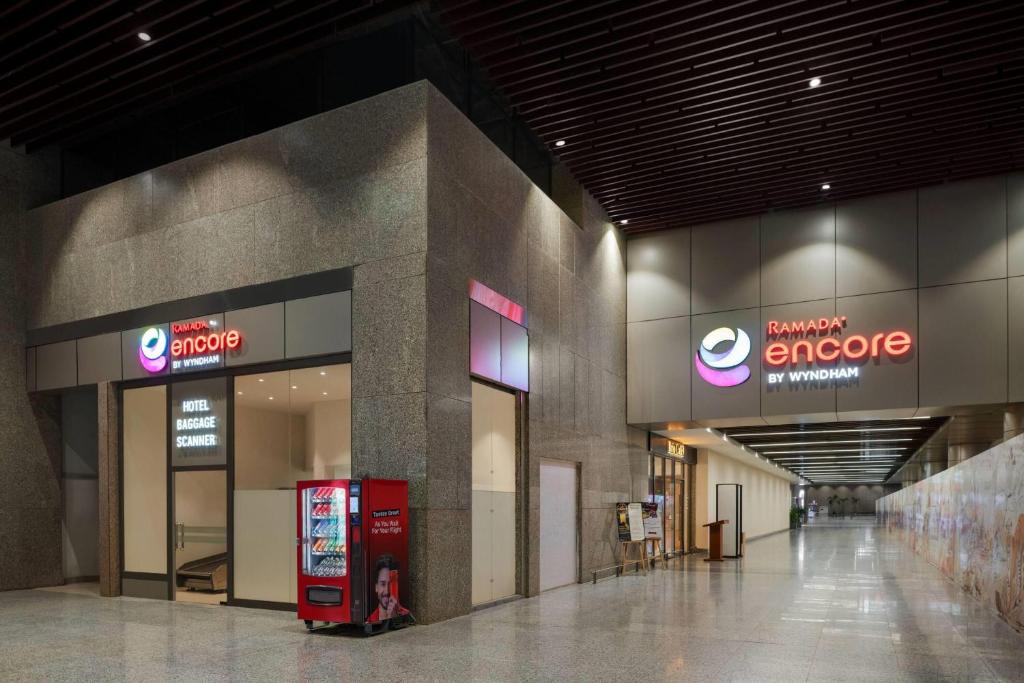 Lucknow Hotel | Ramada Encore by Wyndham Lucknow Airport