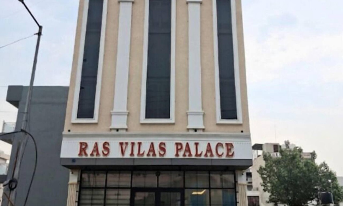 Vrindavan Resort | Ras Vilas Palace