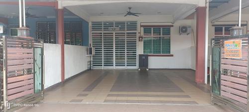 Buloh Kasap Apartment | Rawynaa Segamat Homestay