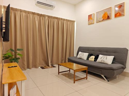 Salak South Apartment | RC Residences Condo Kuala Lumpur 2Room for 2-8pax