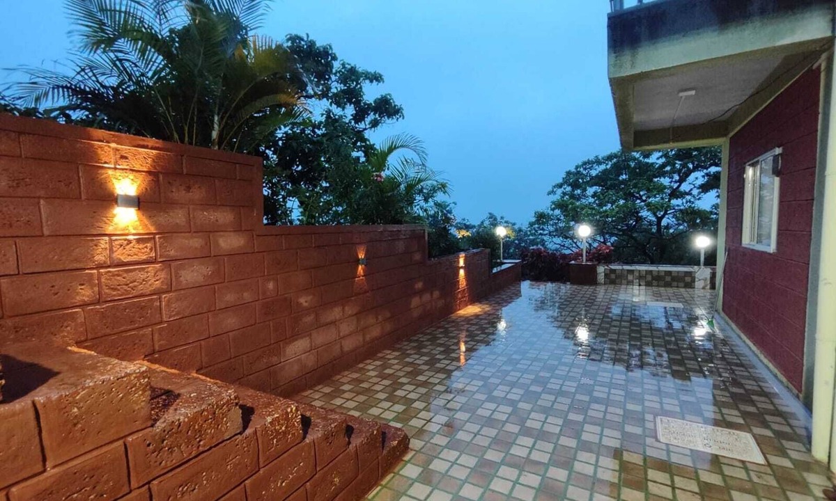 Medha Hotel | Red Soil Strawberry Farm villa