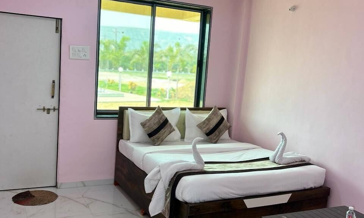 New Panvel East Resort | Redwings Resort