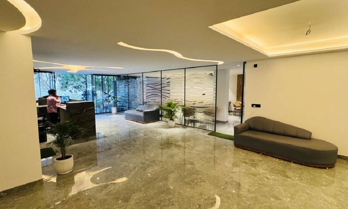 Sector 51 Hotel | Reebah Grande