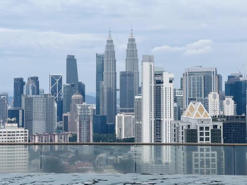 Chow Kit Apartment | Regalia Residence The SkyPool KLCC S Suite