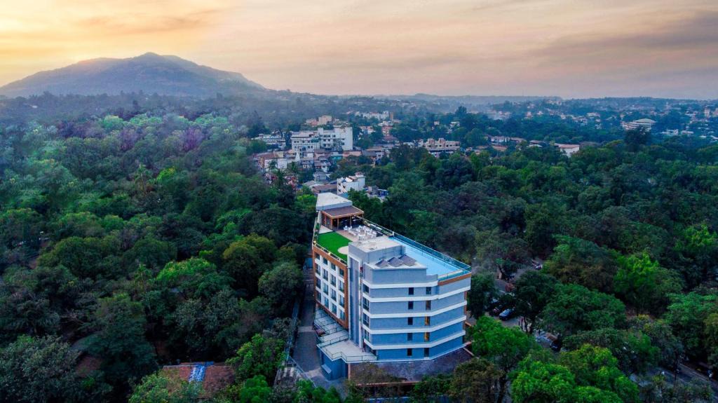 Lonavala Hotel | Regenta SGS Greenotel - Lonavala