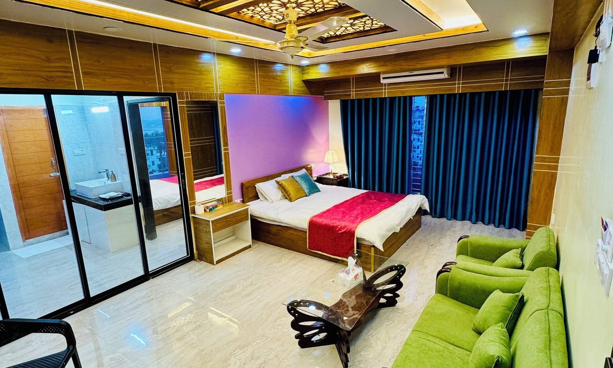 Rangamati Hill District Cabin | Revel in the beauty of lake life