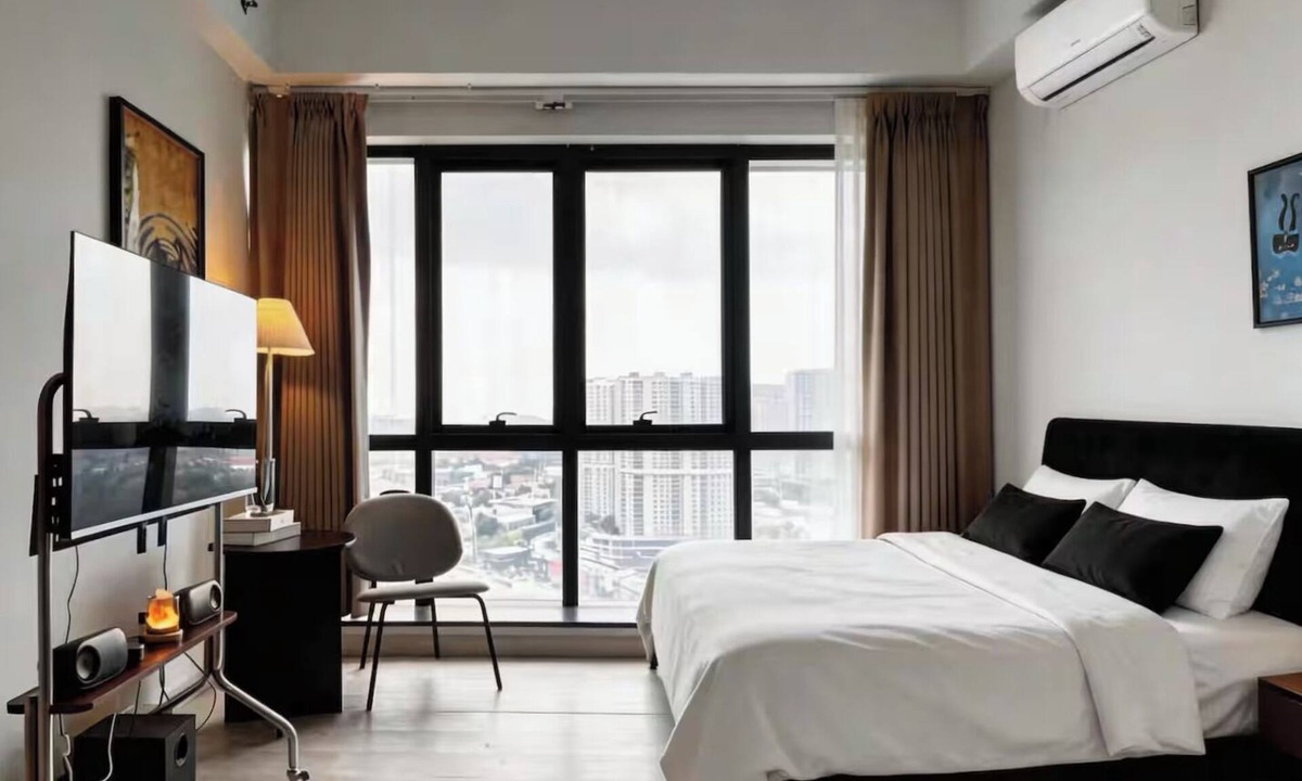 Bandar Tun Razak Condo | Revo Suite Bukit Jalil - Pavillion 2 KL View | Work-ready unit with scented