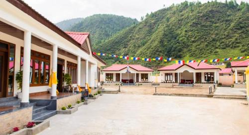 Bomdila Resort | Rivero Resort