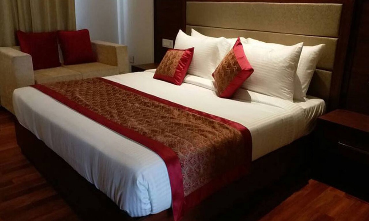 Karnal Hotel | RK Riyasat Resort